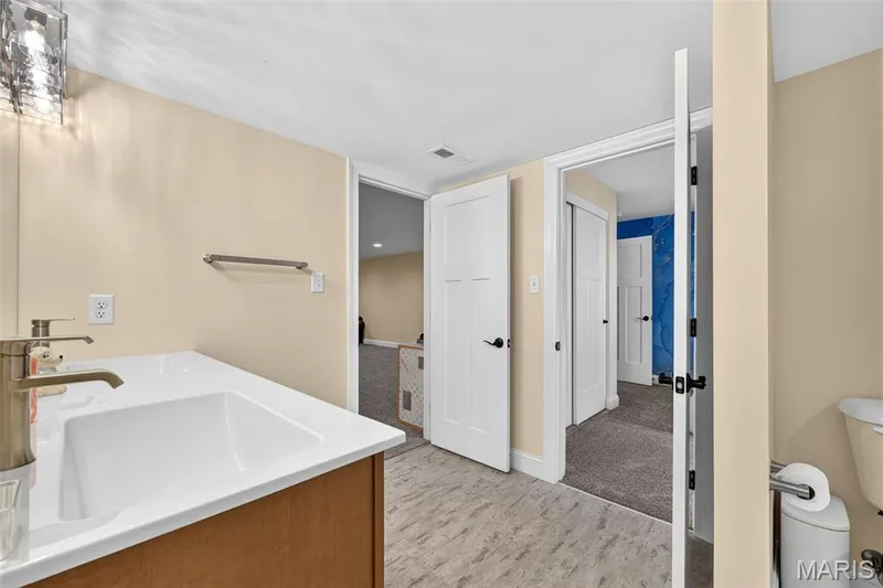 LL jack and jill bathroom — 155 Haven Ridge Court, Dardenne Prairie, MO 63368
