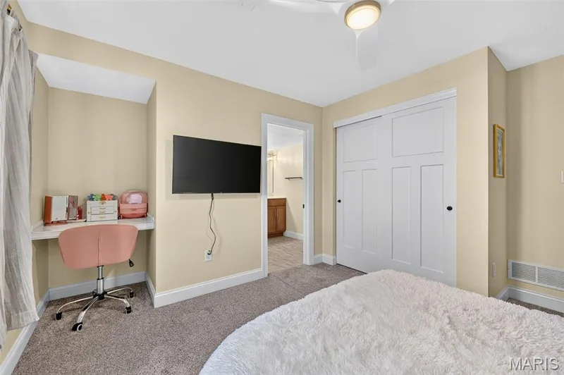 Study nook in 4th bedroom — 155 Haven Ridge Court, Dardenne Prairie, MO 63368
