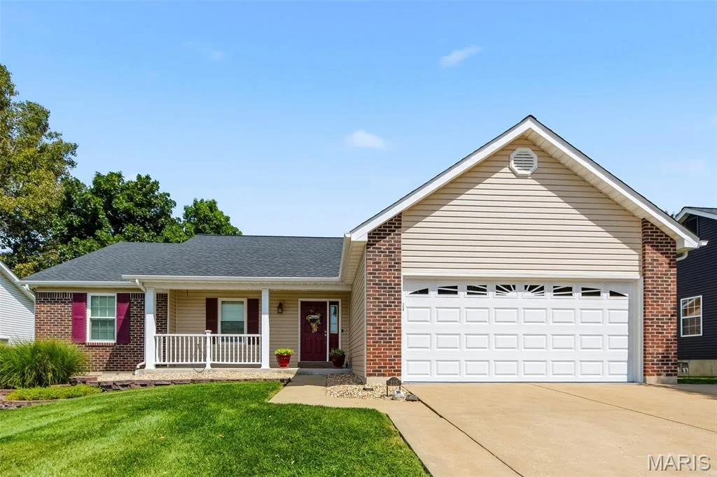 215 Old Chesapeake Drive, Wentzville, MO 63385 — listing photo 1 of 49