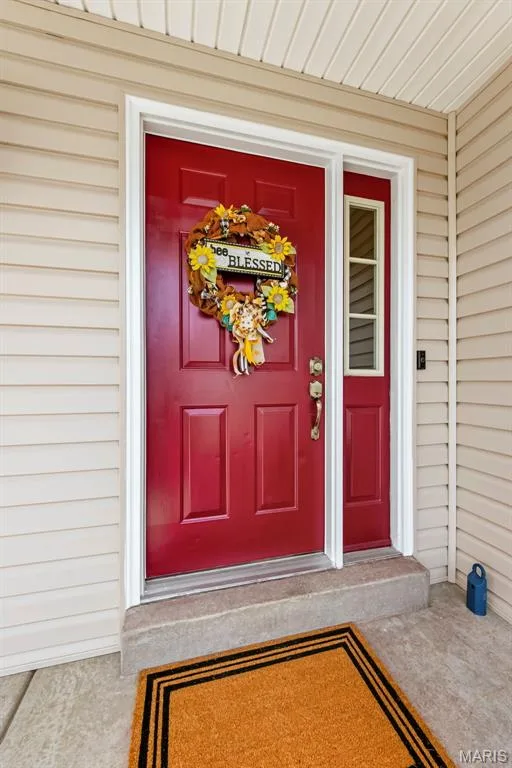 215 Old Chesapeake Drive, Wentzville, MO 63385 — listing photo 4 of 49