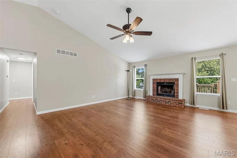 215 Old Chesapeake Drive, Wentzville, MO 63385 — listing photo 9 of 49