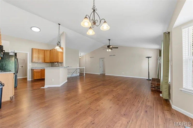 215 Old Chesapeake Drive, Wentzville, MO 63385 — listing photo 12 of 49