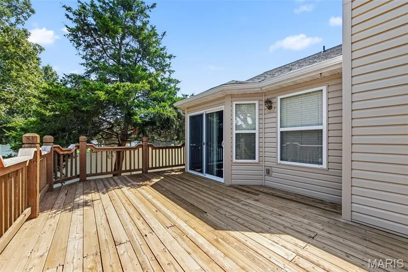 215 Old Chesapeake Drive, Wentzville, MO 63385 — listing photo 38 of 49