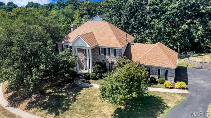 1415 Haarman Oak Drive, Chesterfield, MO 63005 — listing photo 2 of 68