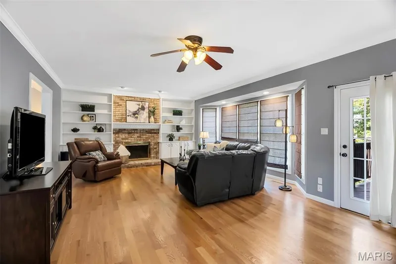 1415 Haarman Oak Drive, Chesterfield, MO 63005 — listing photo 9 of 68