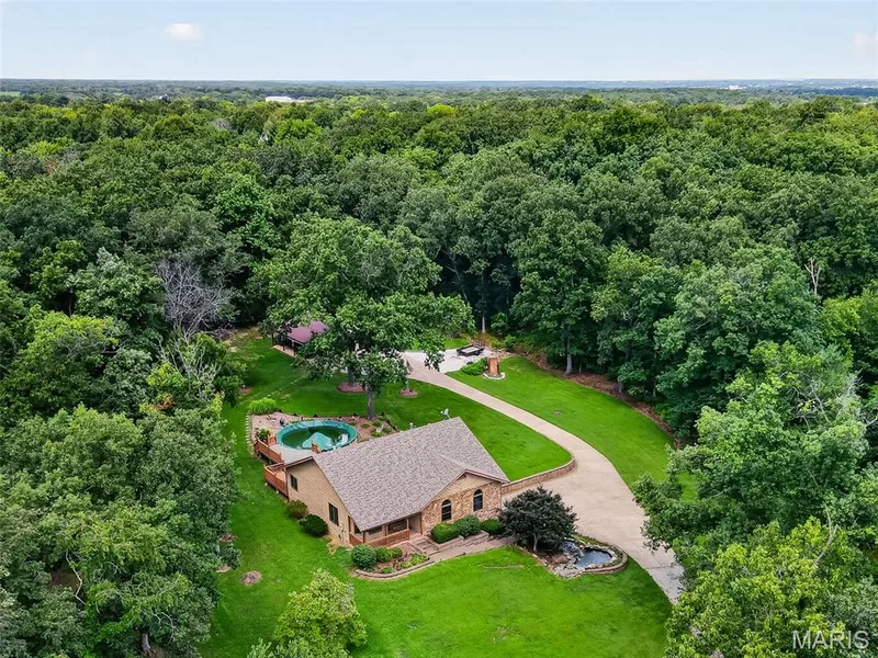85 Mar Len Drive, Defiance, MO 63341 — listing photo 2 of 74