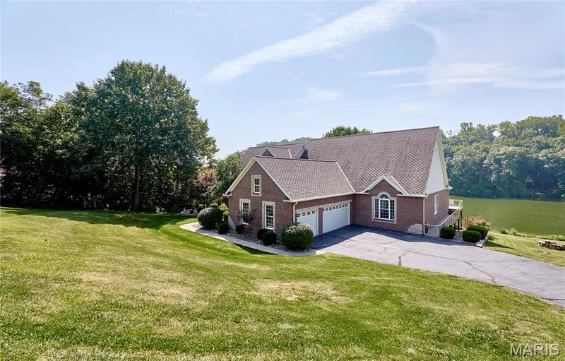 4412 Arrowhead Ridge Lane, Augusta, MO 63332 — listing photo 3 of 92