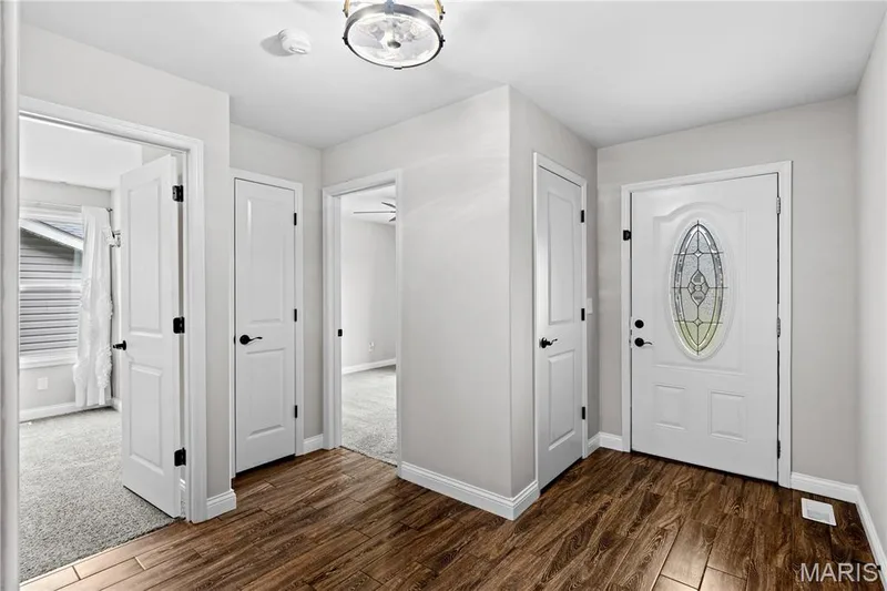 321 Touchdown Drive, Foristell, MO 63348 — listing photo 3 of 29