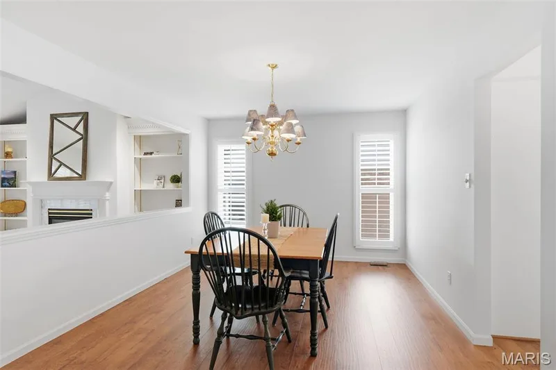 845 Braefield Court, Chesterfield, MO 63017 — listing photo 5 of 28