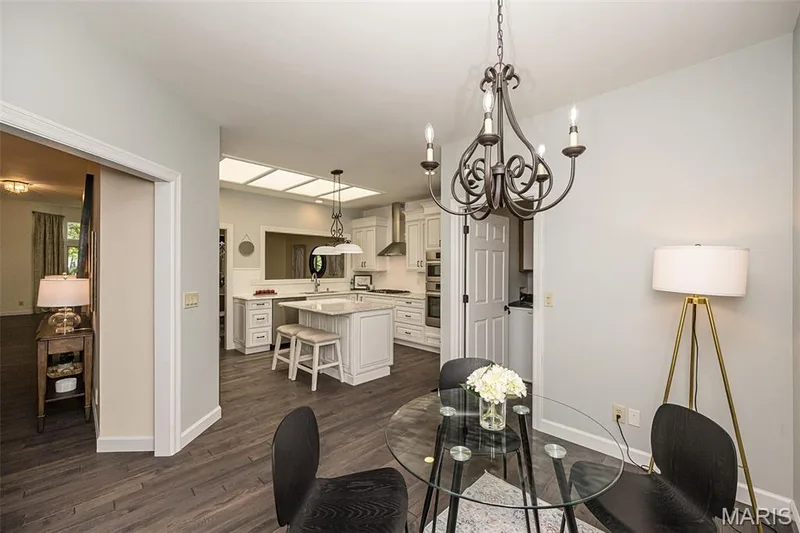 14143 Woods Mill Cove Drive, Chesterfield, MO 63017 — listing photo 17 of 51