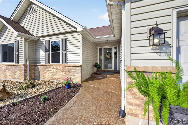 Front porch — 1509 Langrove Drive, O'Fallon, MO 63368