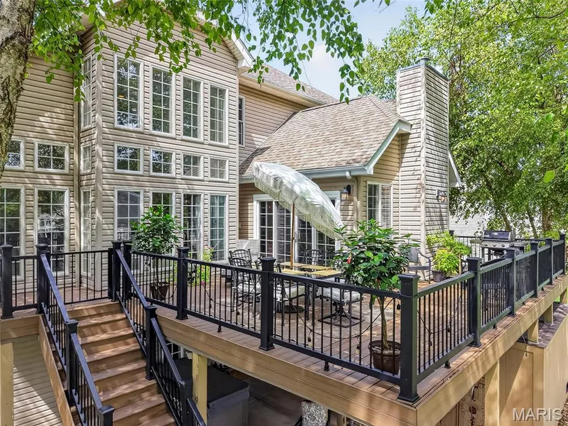 62 Saybridge Manor Parkway, Lake St. Louis, MO 63367 — listing photo 4 of 97