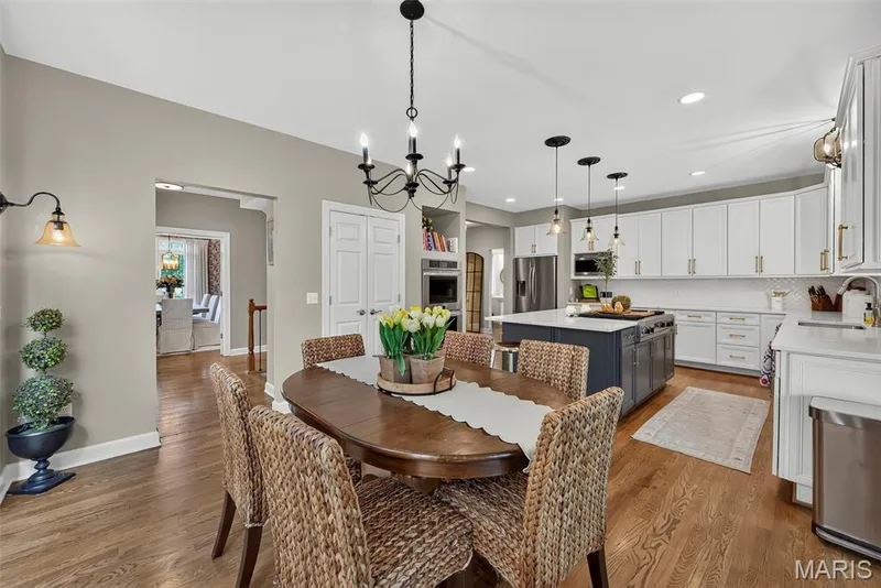62 Saybridge Manor Parkway, Lake St. Louis, MO 63367 — listing photo 19 of 97