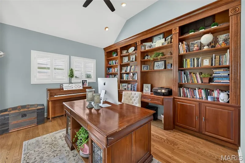 62 Saybridge Manor Parkway, Lake St. Louis, MO 63367 — listing photo 30 of 97