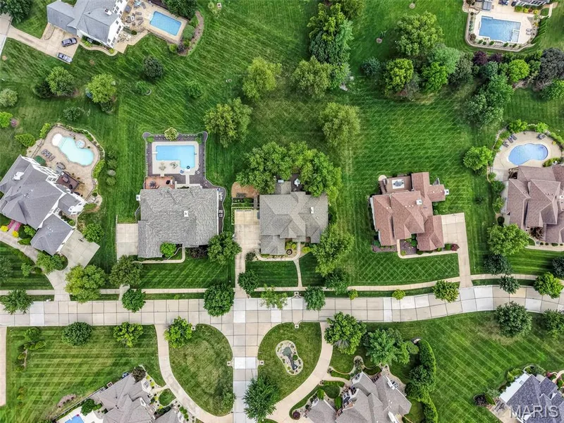 62 Saybridge Manor Parkway, Lake St. Louis, MO 63367 — listing photo 88 of 97