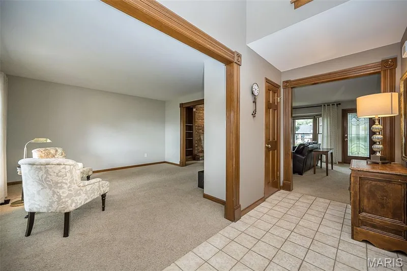 1551 Country Bend Drive, St Charles, MO 63303 — listing photo 13 of 76