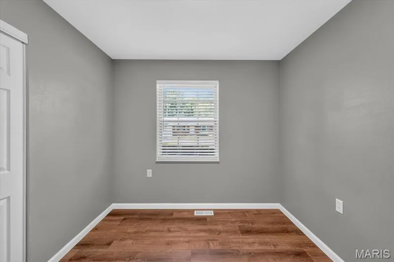 Faux wood blinds. — 2428 Golfway Drive, St Charles, MO 63301