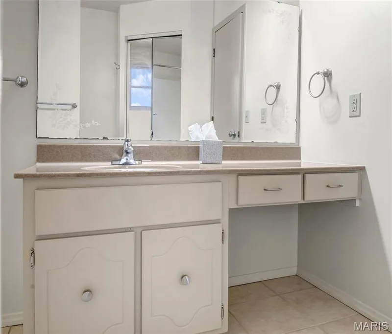 1401 Tamarack Drive, St Charles, MO 63301 — listing photo 20 of 30