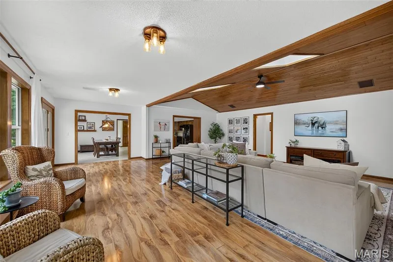 29 Greenview Drive, Defiance, MO 63341 — listing photo 22 of 70