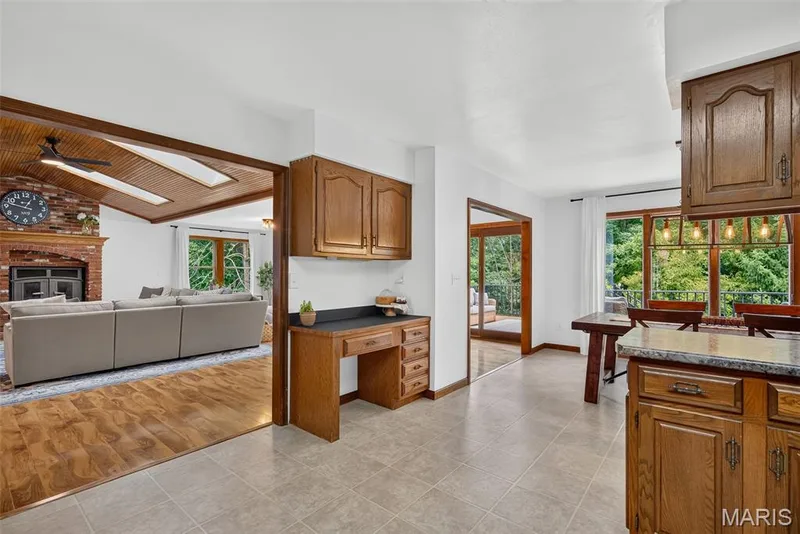 29 Greenview Drive, Defiance, MO 63341 — listing photo 31 of 70