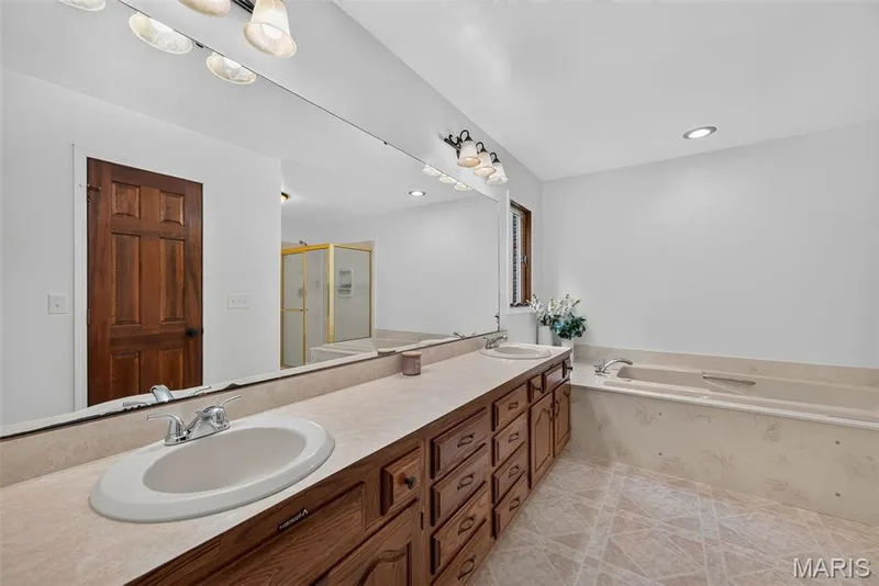 29 Greenview Drive, Defiance, MO 63341 — listing photo 36 of 70