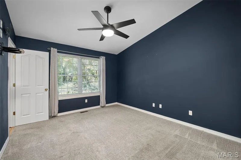 226 Barrington Drive, St Peters, MO 63376 — listing photo 14 of 31