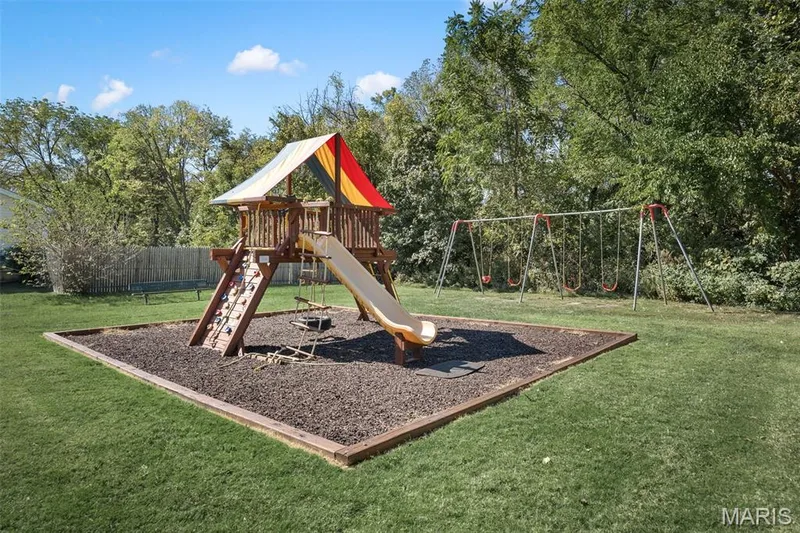 226 Barrington Drive, St Peters, MO 63376 — listing photo 30 of 31