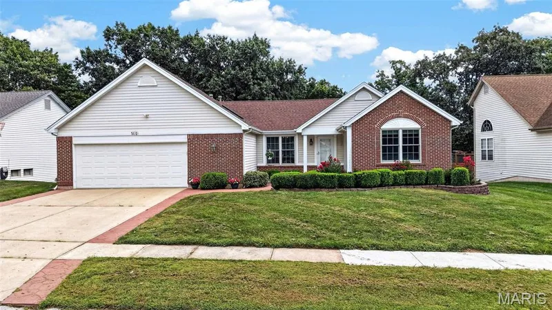1420 Prospect Lakes Drive, Wentzville, MO 63385 — listing photo 1 of 59