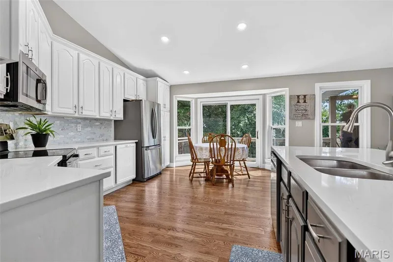 1420 Prospect Lakes Drive, Wentzville, MO 63385 — listing photo 12 of 59