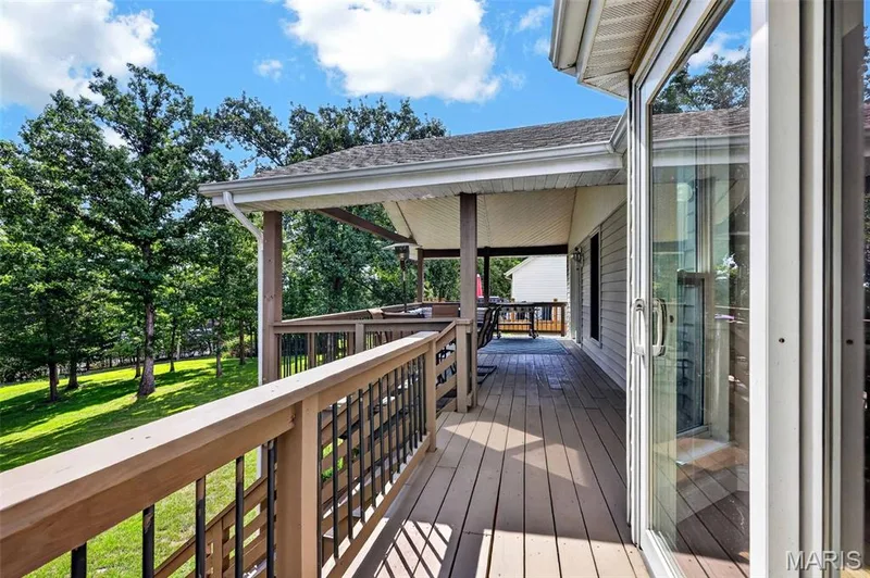 1420 Prospect Lakes Drive, Wentzville, MO 63385 — listing photo 18 of 59