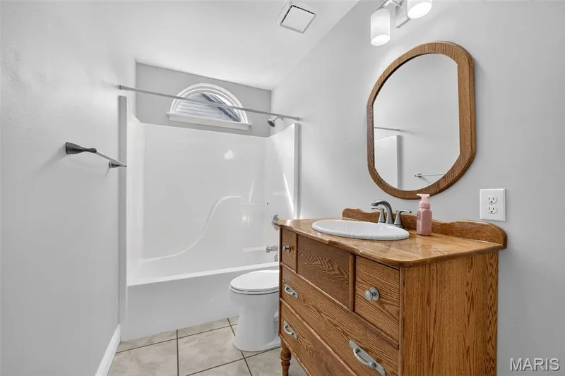 1420 Prospect Lakes Drive, Wentzville, MO 63385 — listing photo 26 of 59