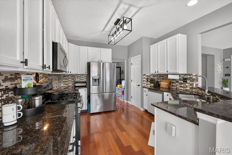 2780 Dunvegan Drive, Dardenne Prairie, MO 63368 — listing photo 10 of 35