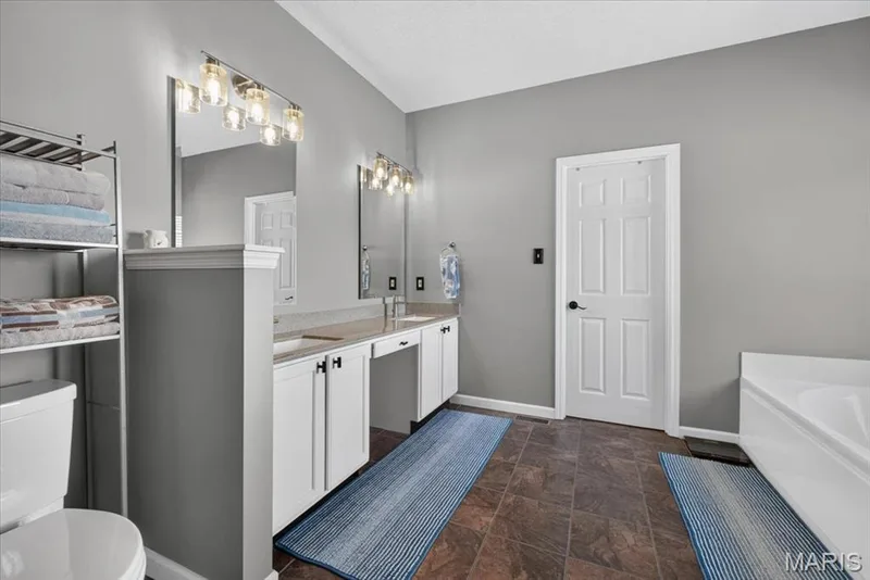2780 Dunvegan Drive, Dardenne Prairie, MO 63368 — listing photo 22 of 35