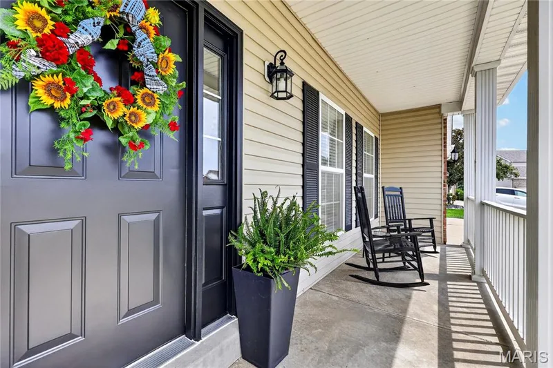 Front porch — 931 Lindmark Drive, Wentzville, MO 63385