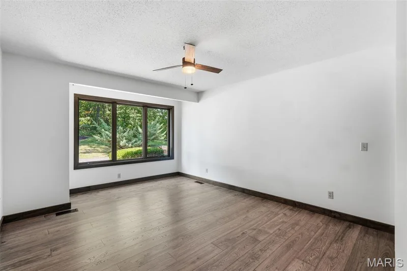 1212 Walnut Hill Farm Drive, Chesterfield, MO 63005 — listing photo 22 of 80