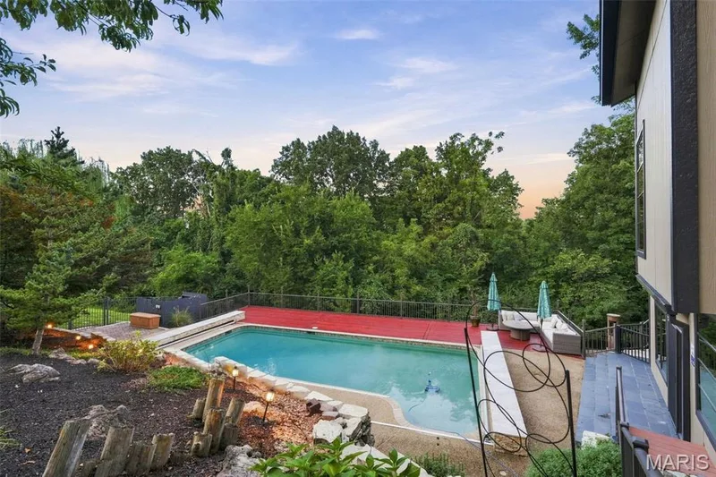 1212 Walnut Hill Farm Drive, Chesterfield, MO 63005 — listing photo 73 of 80