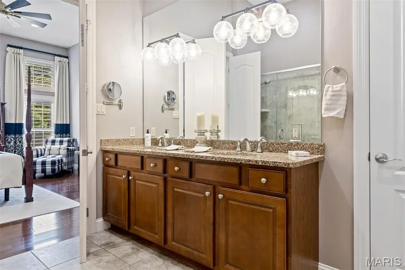 16334 Baxter Road, Chesterfield, MO 63005 — listing photo 26 of 48