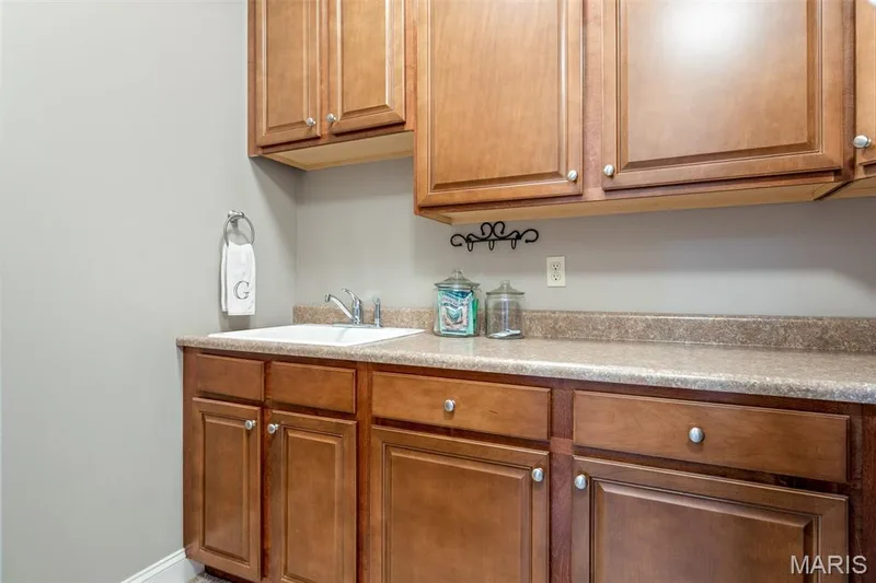 16334 Baxter Road, Chesterfield, MO 63005 — listing photo 29 of 48