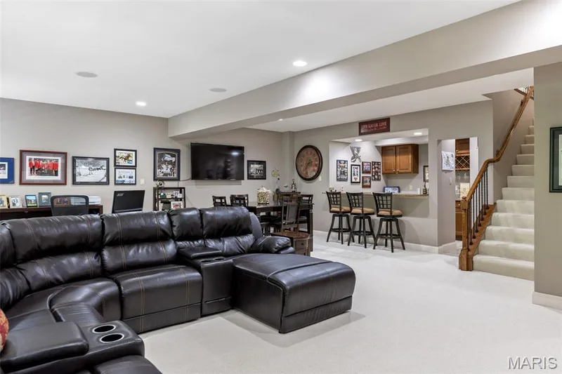 16334 Baxter Road, Chesterfield, MO 63005 — listing photo 38 of 48