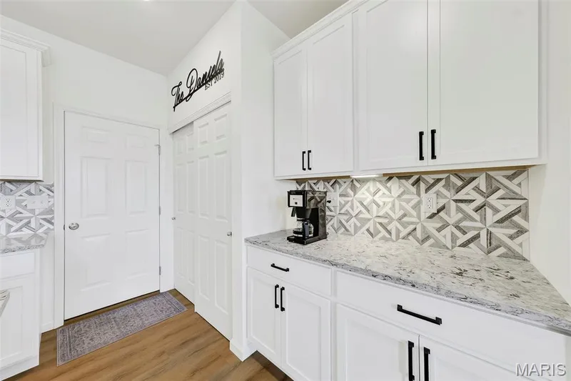 226 Marais Temps Clair Way, St Charles, MO 63301 — listing photo 11 of 42