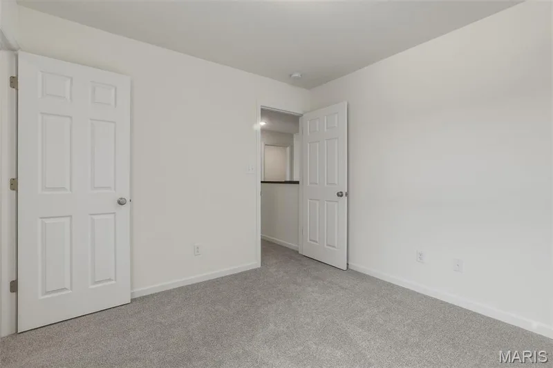 292 Still Creek Drive, Lake St. Louis, MO 63367 — listing photo 27 of 33