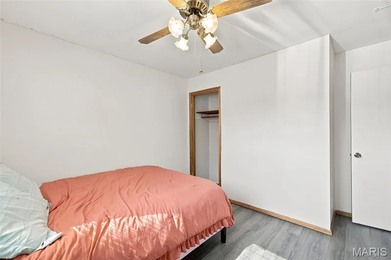 3319 Royal Domain Drive, St Charles, MO 63301 — listing photo 13 of 38