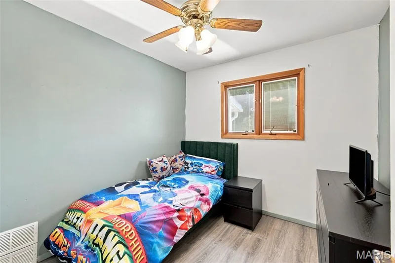 3319 Royal Domain Drive, St Charles, MO 63301 — listing photo 16 of 38