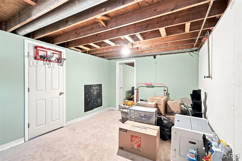 3319 Royal Domain Drive, St Charles, MO 63301 — listing photo 25 of 38