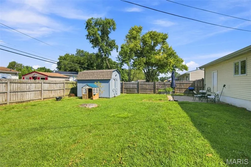 3319 Royal Domain Drive, St Charles, MO 63301 — listing photo 32 of 38