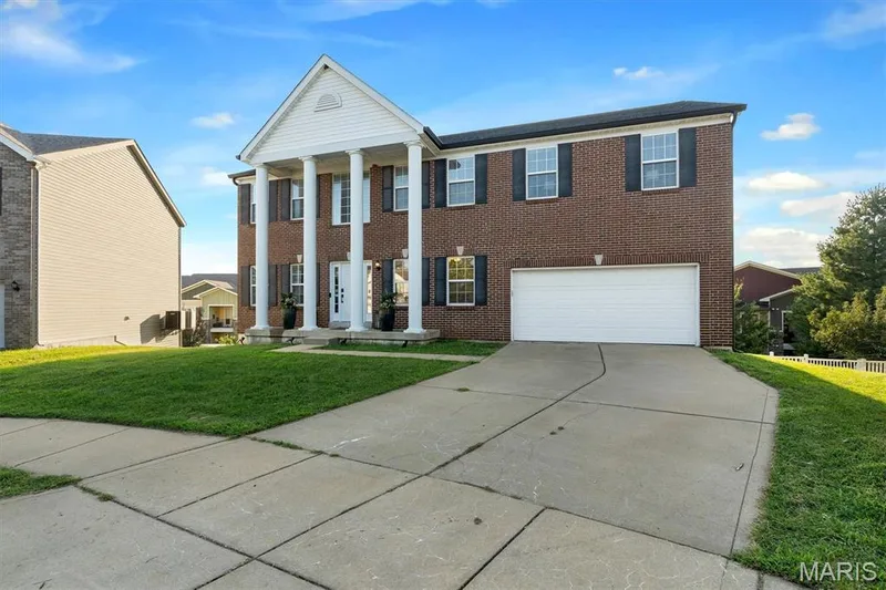 26 N Brighton Park Court, St Charles, MO 63303 — listing photo 4 of 42