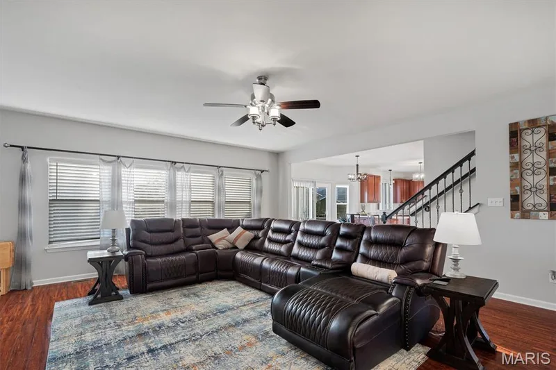 26 N Brighton Park Court, St Charles, MO 63303 — listing photo 14 of 42