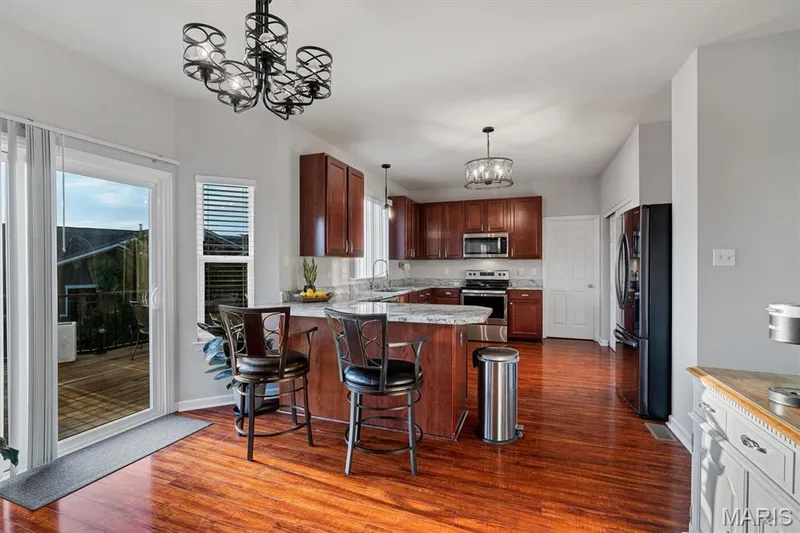 26 N Brighton Park Court, St Charles, MO 63303 — listing photo 15 of 42