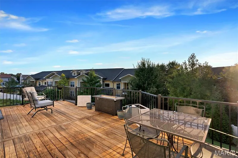 26 N Brighton Park Court, St Charles, MO 63303 — listing photo 17 of 42