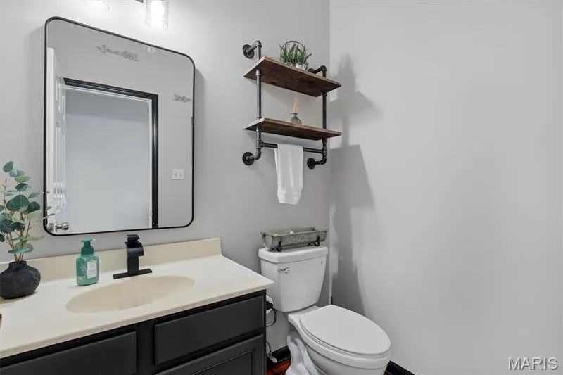 26 N Brighton Park Court, St Charles, MO 63303 — listing photo 21 of 42